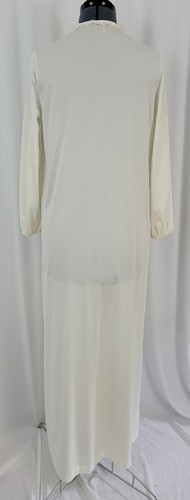 Vintage JCPenney cremefarbene Damenrobe mit rosa Blumenstickerei Größe M? - Bild 10 von 14