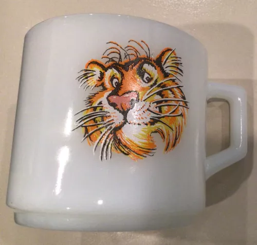 Vintage Anchor Hocking Fire King Esso Tony The Tiger Milk Glass Coffee Mug