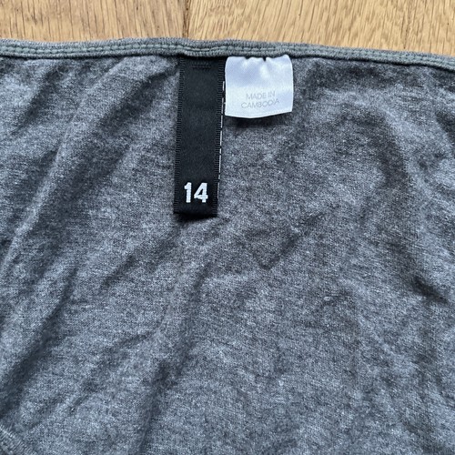 H&M Ladies V Neck Stretch Jersey Top 3/4 Length Sleeve Grey Size M - Picture 4 of 5