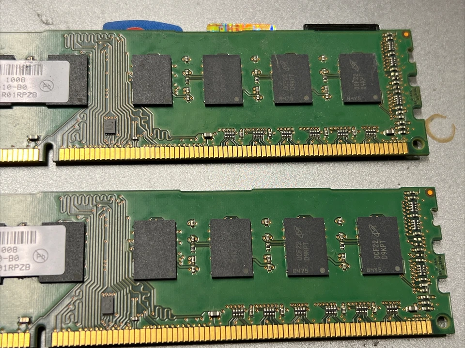 Micron PC3-8500U-7-10-B0 4GB 2x2GB 2RX8 1066MHz DDR3 RAM MT16JTF25664AZ-1G1F1 - Image 3 of 4