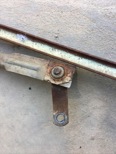 Ford XB Sedan Wiper Arm Set Up VG Used - Picture 6 of 12