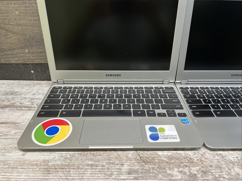 Lot of 2 Samsung Chromebook Laptop Computers XE303C12 - Picture 2 of 11
