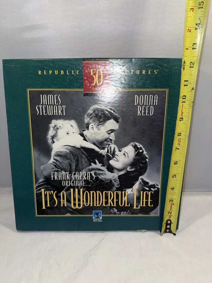 It’s A Wonderful Life (LaserDisc) RARE 50th Anniversary Collectors Set, 1996 - Image 4 of 4