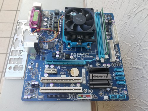 Motheboard Gigabyte GA-M68MT-D3 Amd Athlon IIx2 250 3000 Mhz 3GB DDR3 Socket AM3 - Imagen 3 de 10