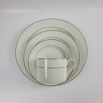 Vt Gibson Housewares Dinner /Salad/Bread/Teacup W/Gold Trim Smooth  Rim-China