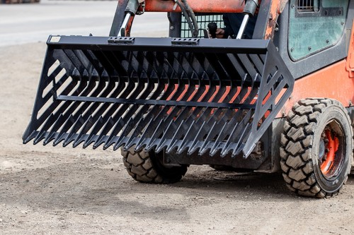 72" ROCK BUCKET SKID STEER QUICK ATTACH BOBCAT KUBOTA ROCK BUCKET- LOCAL PICK UP - Picture 3 of 10