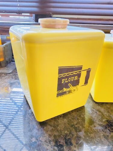 RARE Vintage Sunny Yellow Canister Set 1950 Era-made In USA- - Picture 2 of 12
