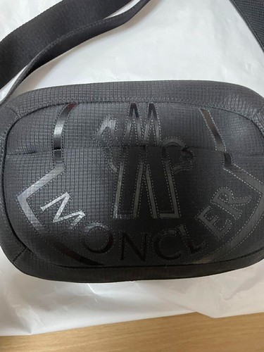 Moncler Cut Belt Bag nylon belt bag rare used from Japan. - Picture 7 of 11