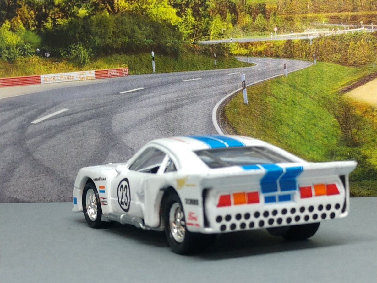 1975 Ford Mustang II Cobra II ミニカー 1975 Ford Mustang II Cobra II ミニカー