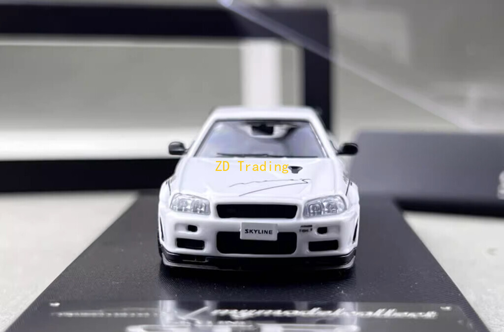 MC 1:64 White Skyline GTR R34 V-SPEC-II MK5 Mines Model