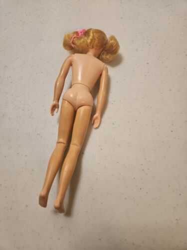 Traje de baño vintage 1970 Living Skipper #1117 piernas flexibles desnudo sin ropa - Imagen 3 de 6