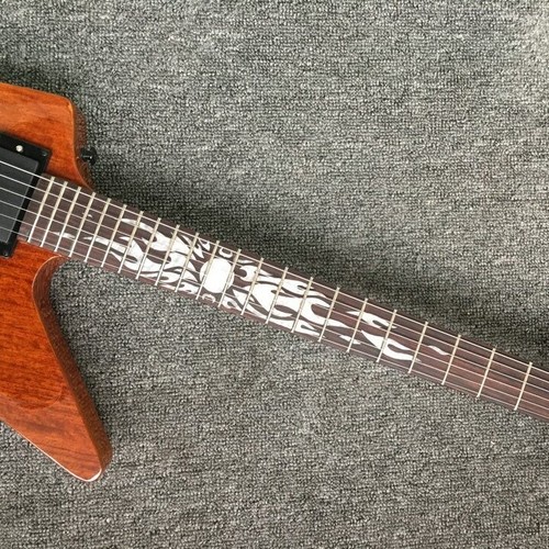 Factory Customized Explorer Electric Guitar Ebony Fretboard with A Top Quality - Picture 11 of 17
