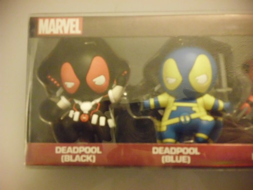 Figural Marvel Comics DEADPOOL Keyring 5 Pack 2016 BAM Exclusive - NIB - Picture 4 of 4