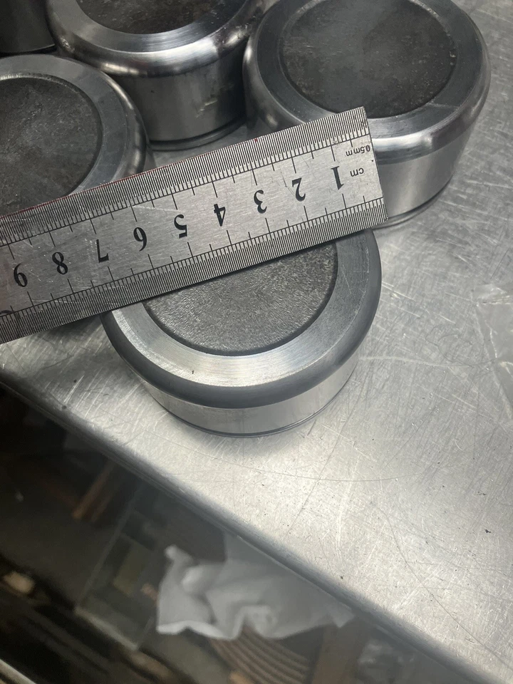 BRAKE CALIPER REBUILD KIT INCLUDES PISTONS  Chinese Import Loaders Agrison Tx932 - image 2 of 4