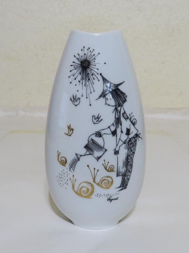 Vintage Rosenthal Porcelain Vase 6" Woman Watering Garden Peynet Germany - Picture 12 of 13
