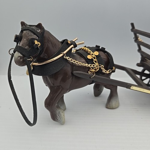 VINTAGE BROWN SHIRE HORSE & WAGON CART PLASTIC EQUESTRIAN TOY HONG KONG 13" - Picture 2 of 5