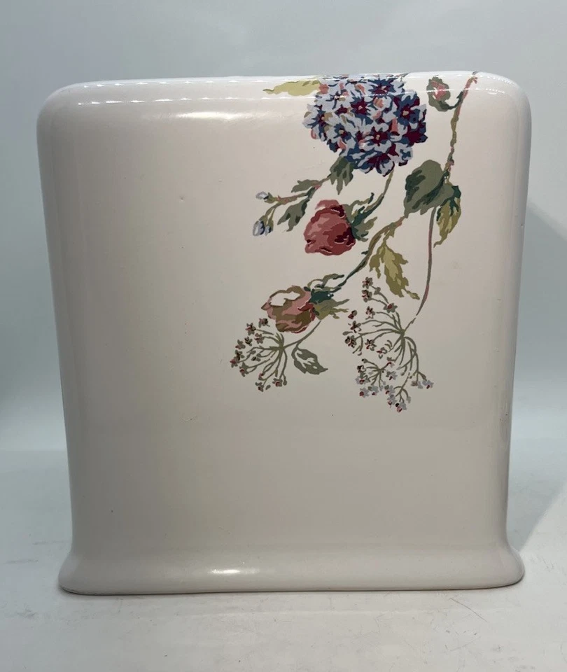 Caja y jabonera porta pañuelos de cerámica colección Waverly Rose “Beatrice” Foto 4 de 4