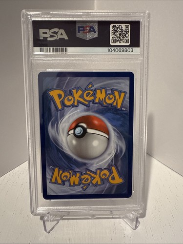 Charizard V (Secret) 79/73 Champions Path Holo - Picture 2 of 2