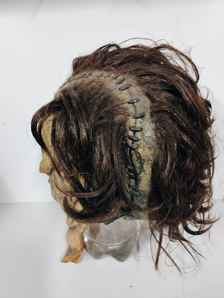 Máscara facial de cuero de látex Rehualed Rubies The Texas Chainsaw Massacre Foto 4 de 4