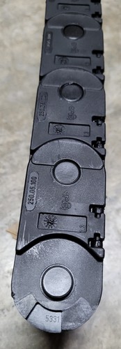 IGUS 250.05.100 Power Track Energy Chain Cable Guide  36” New - Picture 4 of 8