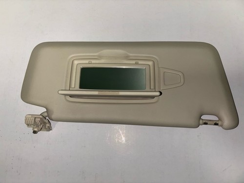 Used Right Sun Visor fits: 2017 Mercedes-benz Mercedes c-300class 4 door Sdn - Picture 3 of 3