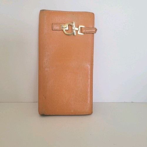 Salvatore Ferragamo Gancini Geldbörse groß dreifach faltbar orange braun Leder Designer