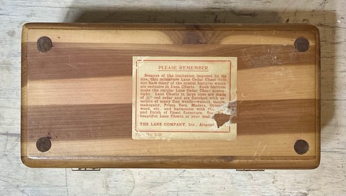 Johnson Bros FURNITURE CO. VINTAGE LANE CEDAR CHEST Altavista,va. - Picture 5 of 7
