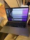 Części lub naprawa Apple MacBook Air 13-calowy pęknięty ekran A2179, włącza się