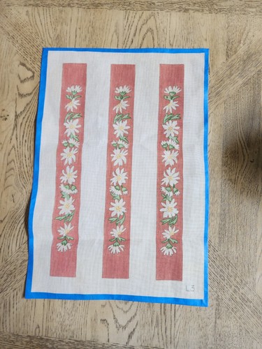 Nadelspitze Leinwand Blumen Gänseblümchen Gänseblümchen Panel Neu aus altem Lagerbestand neu handbemalt - Bild 5 von 7
