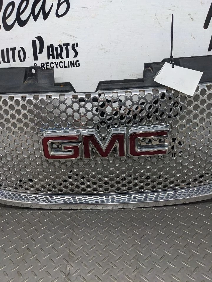 Rejilla superior SLE 07-14 YUKON 1160075 Foto 3 de 4