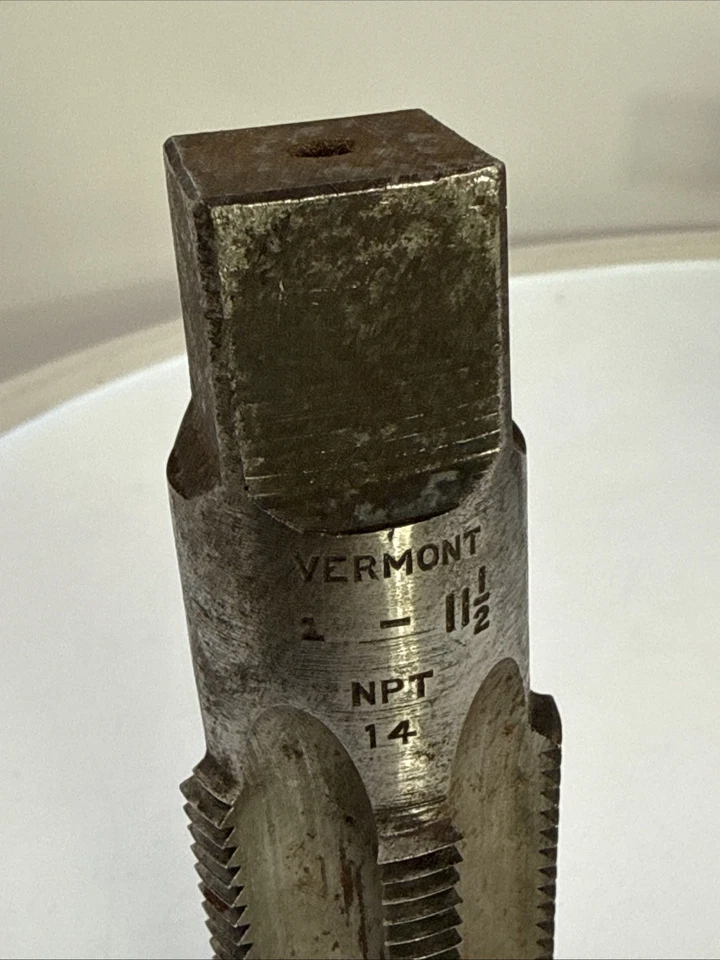 Tap, Vermont Pipe Threader 1 - 11 1/2 NPT 14 PIPE TAP Tool Bit Made in USA - Image 3 of 4