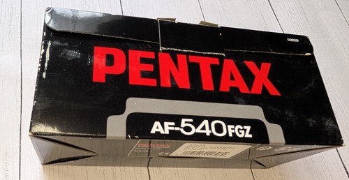 NEW IN BOX Pentax AF-540FGZ Shoe Mount Flash Strobe SLR Camera - Picture 1 of 8