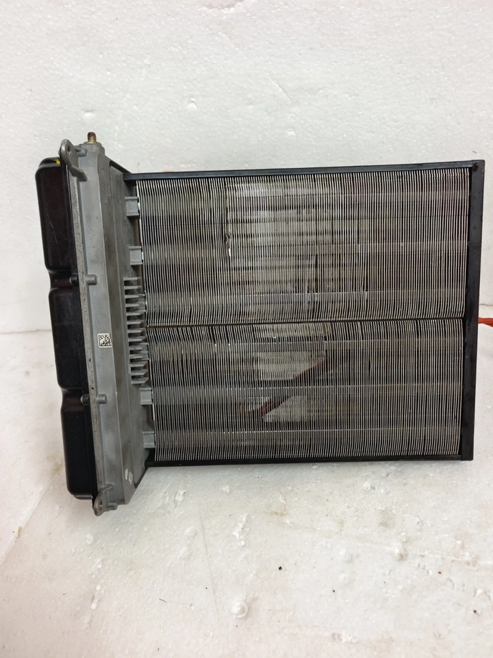 Оригинальный обогреватель Tesla Model 3 PTC 1088218-00-G - Изображение 3 из 4