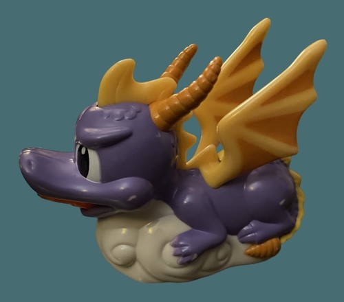 Spyro The Dragon Action Figure Car Universal Interactive 2002 - Picture 1 of 4