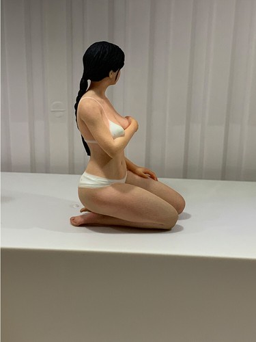 1/16 Miniature Figure Kneeling bikini girl Scene Prop 6.6cm Doll For Cars Toy - Picture 17 of 20