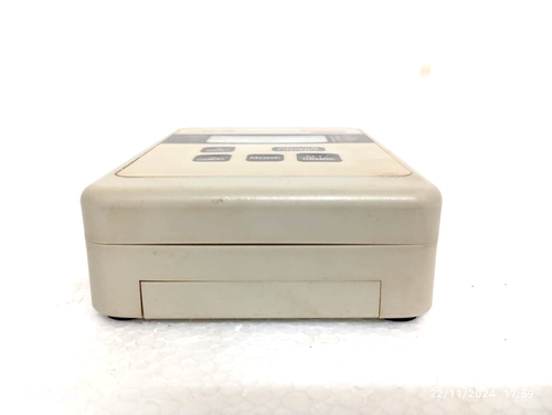 Mitutoyo HH-140 hardness testing unit - Picture 7 of 17