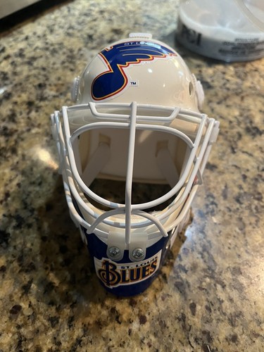 Grant Fuhr Signed Edmonton Oilers PCI Mini Goalie Mask St Louis Blues Rare HOF - Picture 2 of 5
