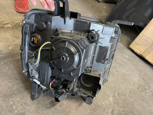 2014-2017 GMC SIERRA 1500 2500 HD 3500 HD LEFT HEADLIGHT HALOGEN OEM 23268192 - Bild 3 von 9
