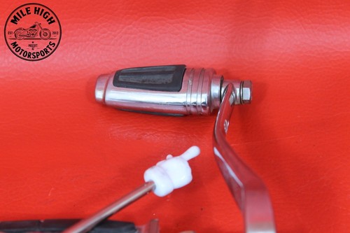 2004 HARLEY-DAVIDSON FXDL DYNA LOW RIDER LEFT RIGHT FORWARD CONTROLS FOOTPEGS - Picture 13 of 19