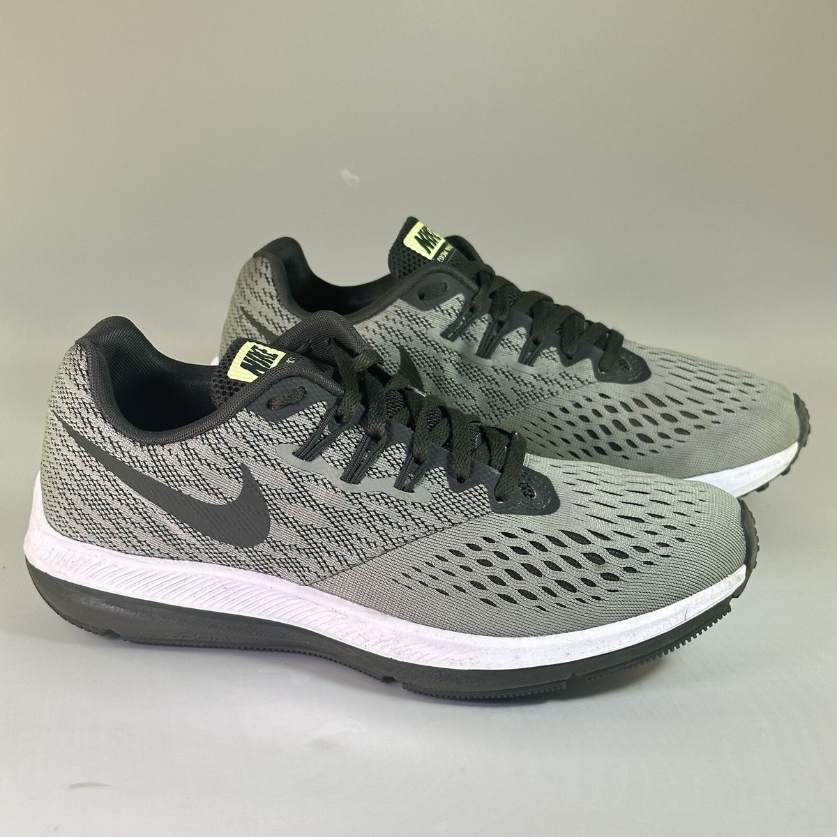 grey nike runners ladies