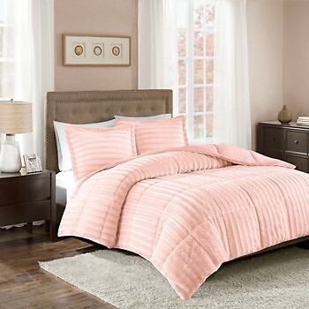 Madison Park Queen Faux Fur 3 Piece Comforter Set With bluesh Finish MP10-6001 Madison Park Queen Faux Fur 3 Piece Comforter Set With bluesh Finish MP10-6001