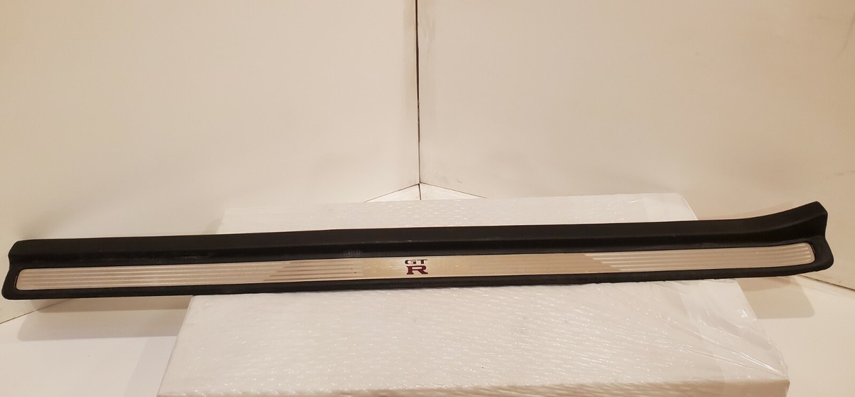 98- 01 JDM NISSAN SKYLINE GTR R34 ROCKER SCUFF KICK PLATE FACTORY