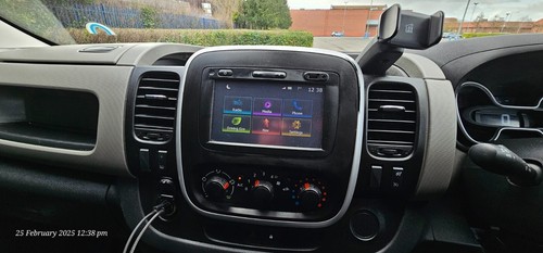 2018 Nissan NV300 1.6 dCi 120ps H1 Tekna Van PANEL VAN Diesel Manual - Picture 20 of 24
