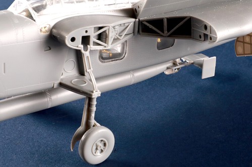 Trumpeter 05825 1:48 UK Fairey Barracuda  Aircraft Assemble Model Kit - Picture 10 of 13