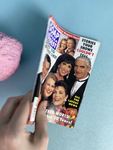 Soap Opera Digest April 26, 1994 Another World Celebrate 30 Years, Luke & Laura - Foto 2 di 9