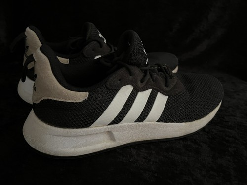 Adidas LYM 029004 Negro con Logo Rayas Blancas y Suela Blanca / Tradicional - Imagen 4 de 9