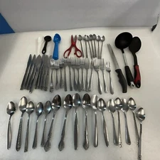 Kitchen Flatware Untensil Knife Fork Spoon Ladle Scissor 51 Piece Lot KitchenGnu