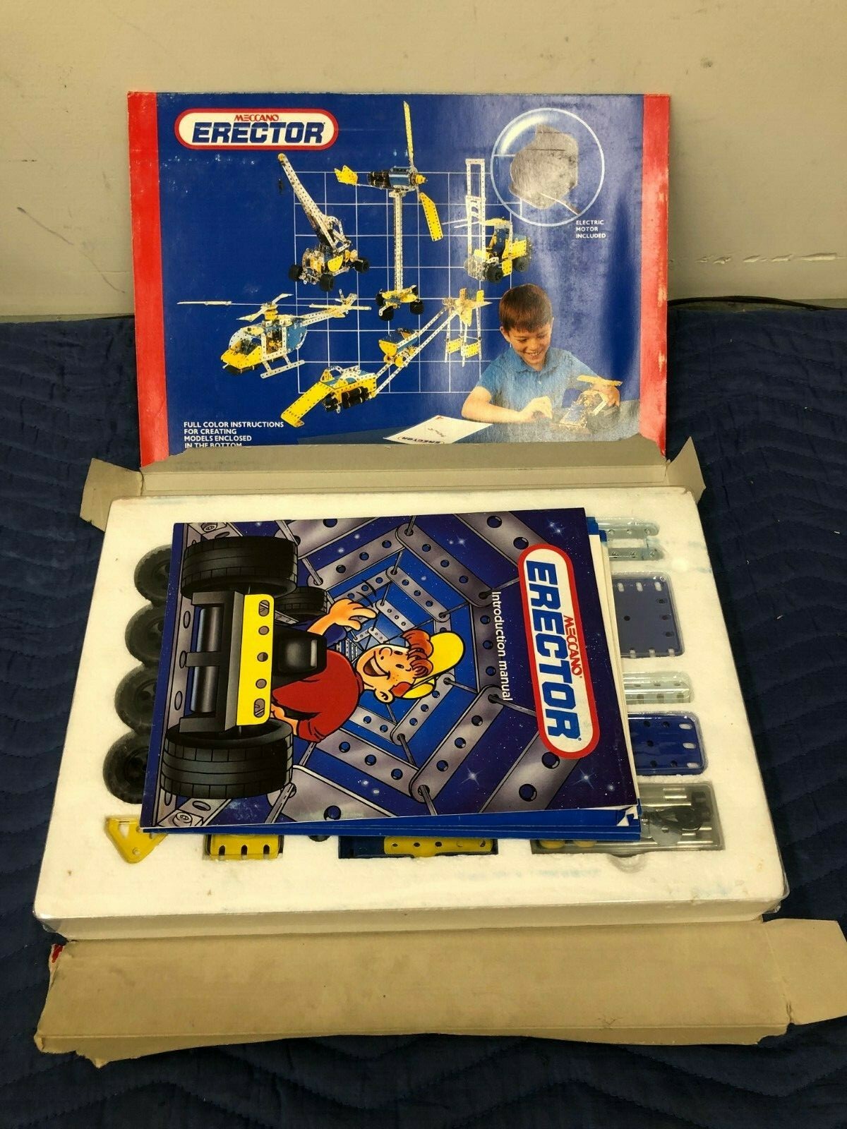 Vintage Meccano Erector Set Metal Construction Kit Motorized 51 ...