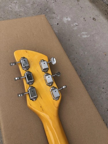 Best-selling Electric Guitar, Natural Clear Glosscolor,3 Pickups, Mahogany Body - Picture 6 of 12