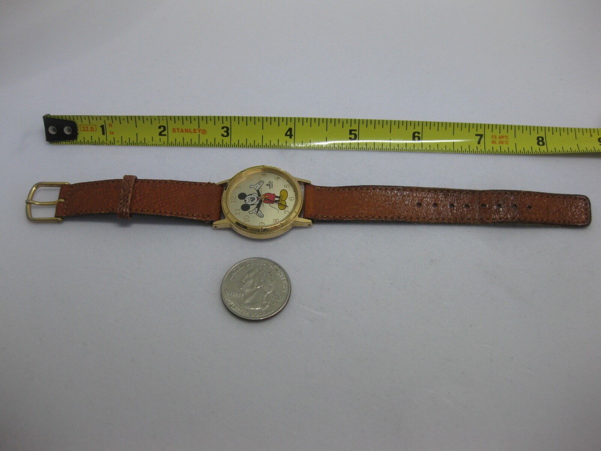 1980's Mickey Mouse Lorus Quartz Watch Walt Disney Rust 1980's Mickey Mouse Lorus Quartz Watch Walt Disney Rust